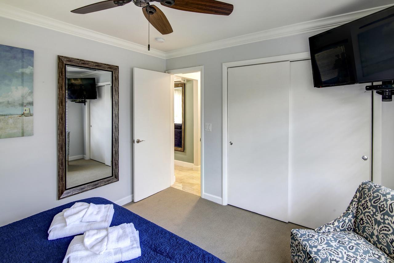 Hotel May-dee In Florida 3*